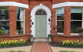 Ravenhill House